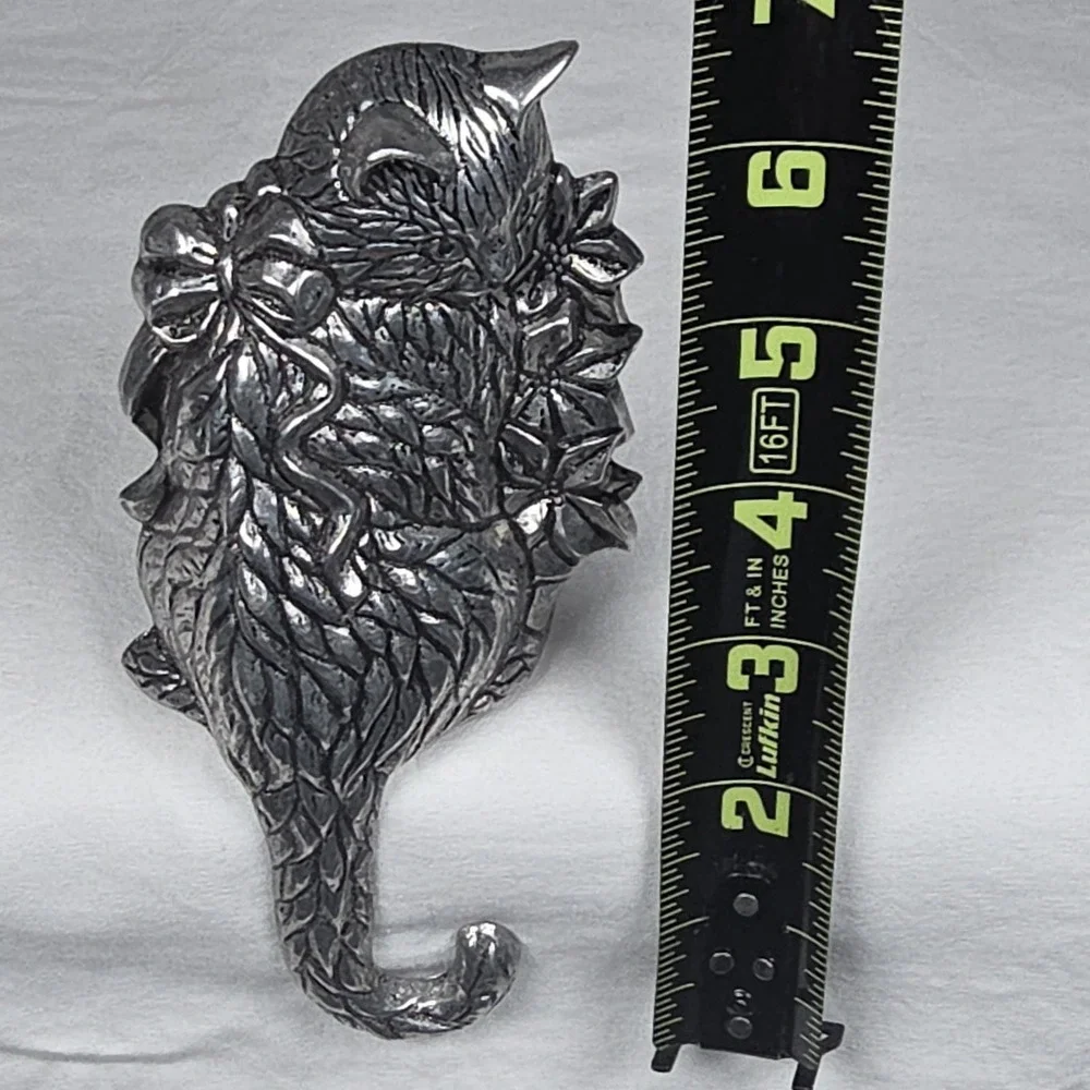 Lot of 2 Vintage Carson Pewter Cat Shelf Sitters # 96069 Book Case Decor Flowers
